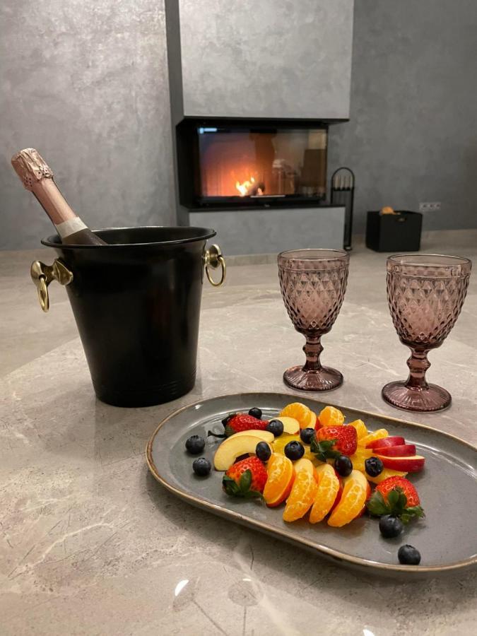 Hotel Sanvilla スィグルダ エクステリア 写真