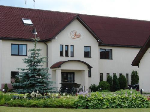 Hotel Sanvilla スィグルダ エクステリア 写真