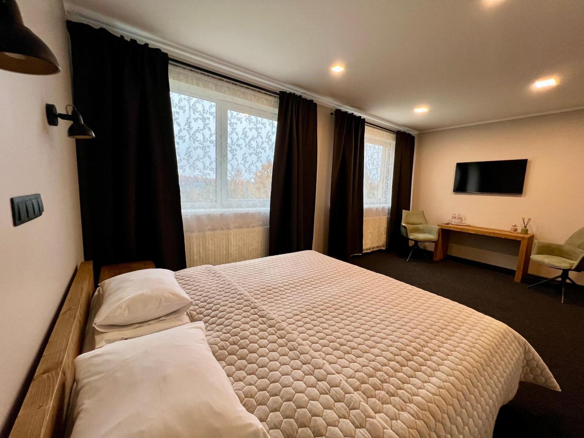 Hotel Sanvilla スィグルダ エクステリア 写真